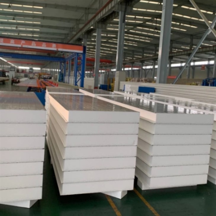 Panel sándwich FRP reforzado con espuma de poliuretano para carrocería de furgoneta de remolque